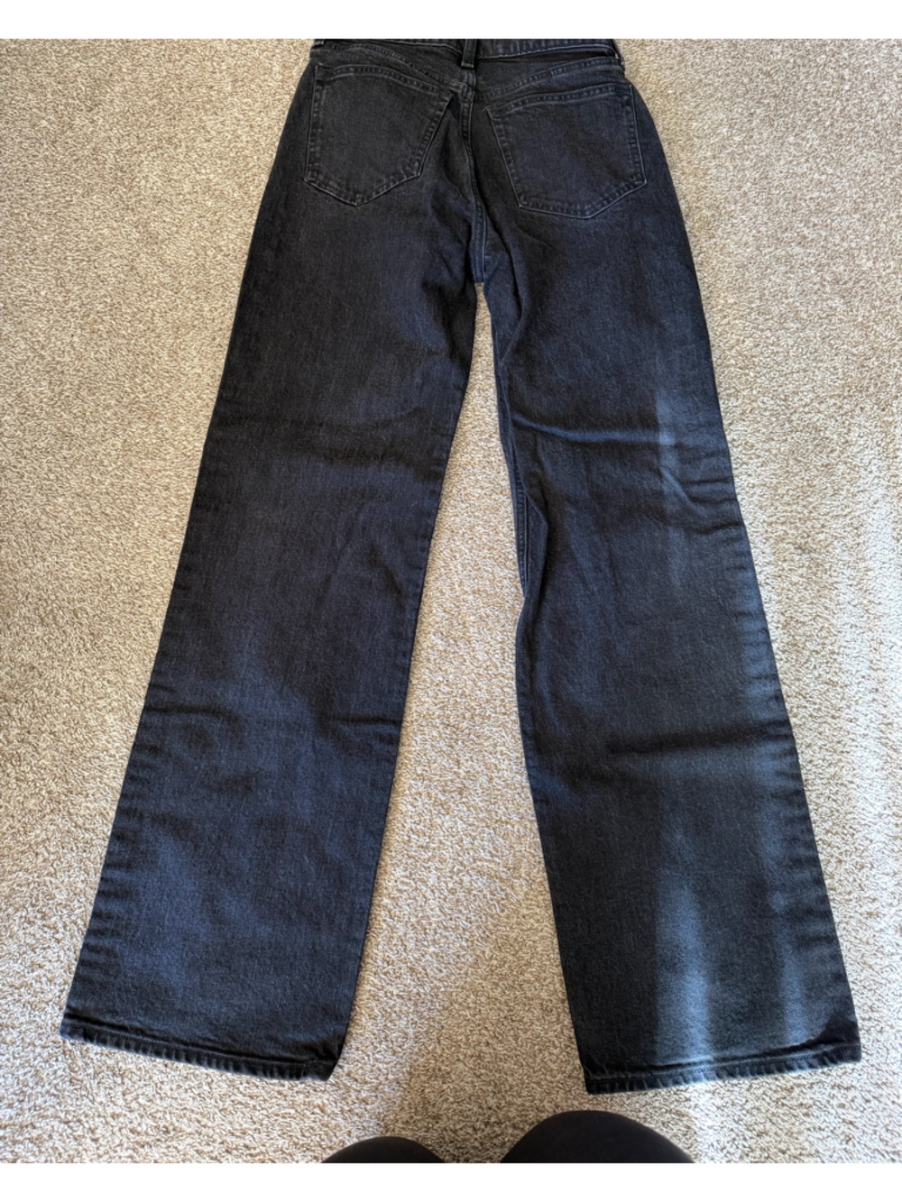 Abercrombie Women’s Distressed 90s High Rise Relaxed Black Jeans - Picture 7 of 8